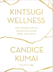 Recommended book on applying Kintsugi to everyday life, exploring how to embrace imperfections and find beauty in personal growth and healing